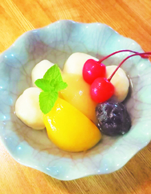 ふんわり柔らか お豆腐団子のあんみつ風