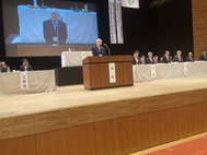 〈写真：総代会開会であいさつする石川寿樹組合長＝22日、松江市殿町の県民会館〉